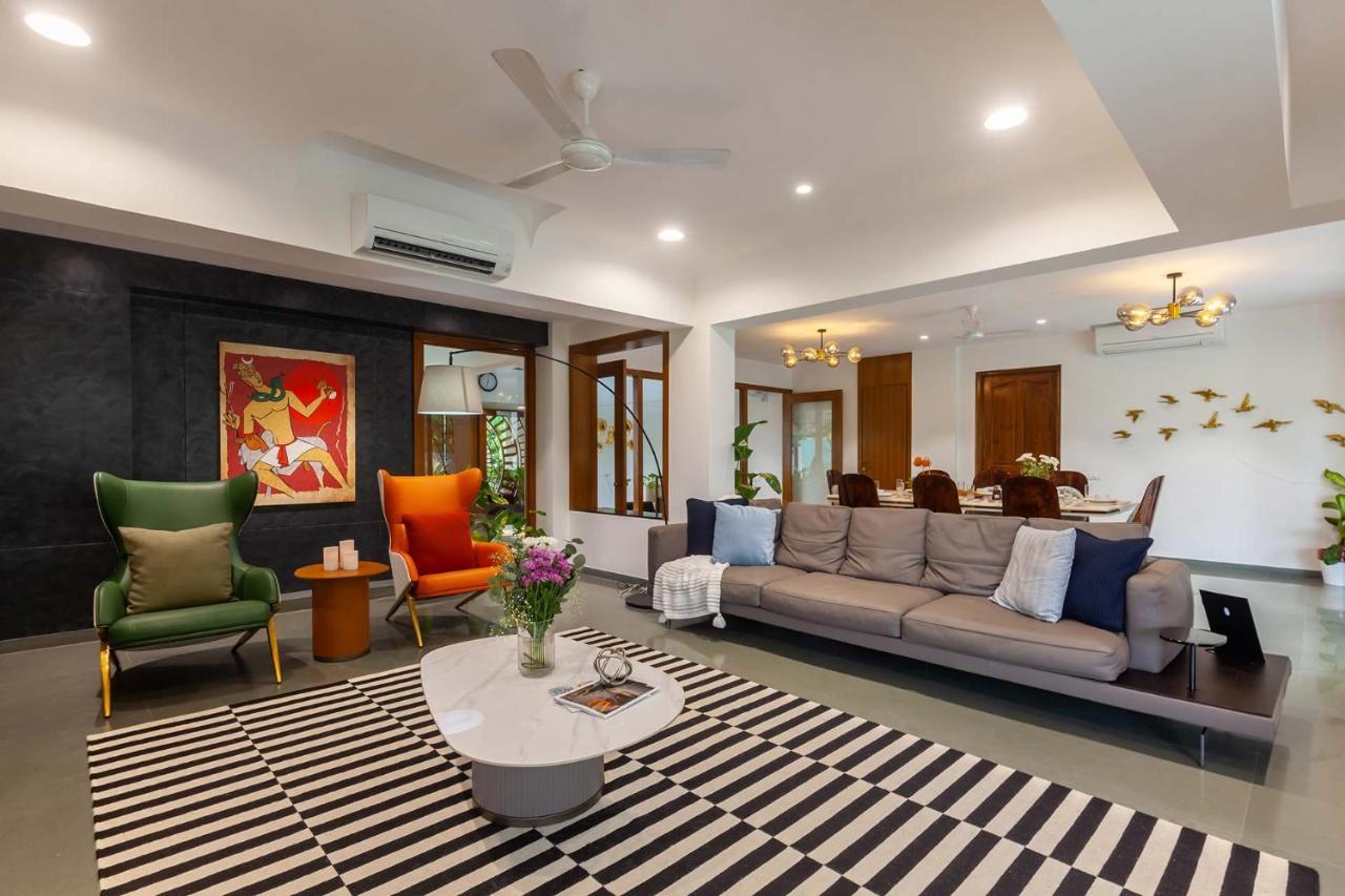 Villa Sereno By Stayvista - An Elegant And Entertaining Retreat Featuring A Swimming Pool, Outdoor Jacuzzi, Modern Interiors, And A Snooker Table Alibag Luaran gambar