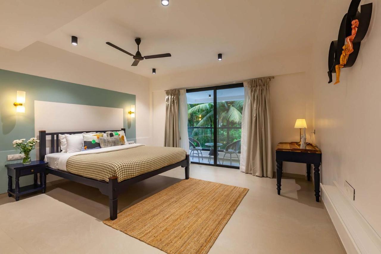 Villa Sereno By Stayvista - An Elegant And Entertaining Retreat Featuring A Swimming Pool, Outdoor Jacuzzi, Modern Interiors, And A Snooker Table Alibag Luaran gambar