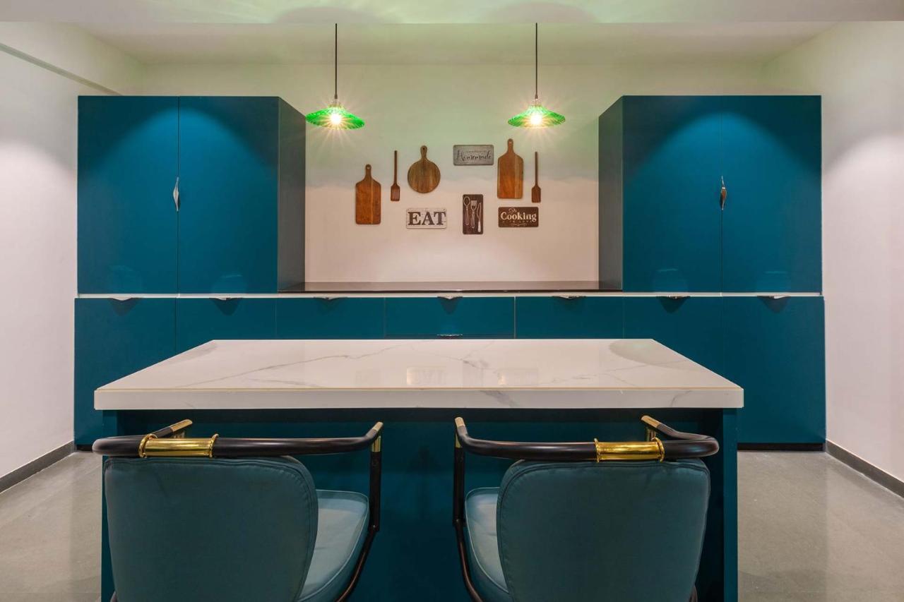 Villa Sereno By Stayvista - An Elegant And Entertaining Retreat Featuring A Swimming Pool, Outdoor Jacuzzi, Modern Interiors, And A Snooker Table Alibag Luaran gambar